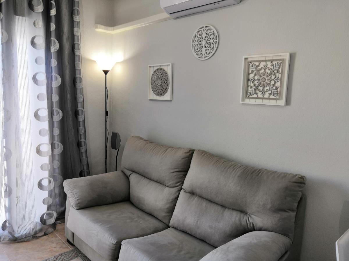 Nice Apartment In Quiet Area Aguas Nuevas Torrevieja Buitenkant foto
